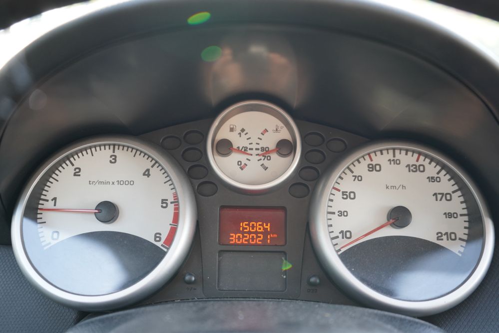 Peugeot 207 do ano 2006
