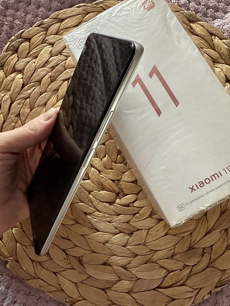 Продам телефон Xiaomi 11T