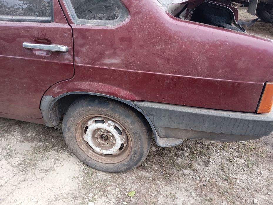 Продам ваз 21099 2009 рік.
