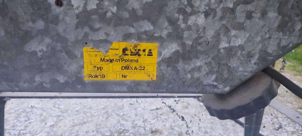 Piła stołowa, polska krajzega REMA DMXA-32.