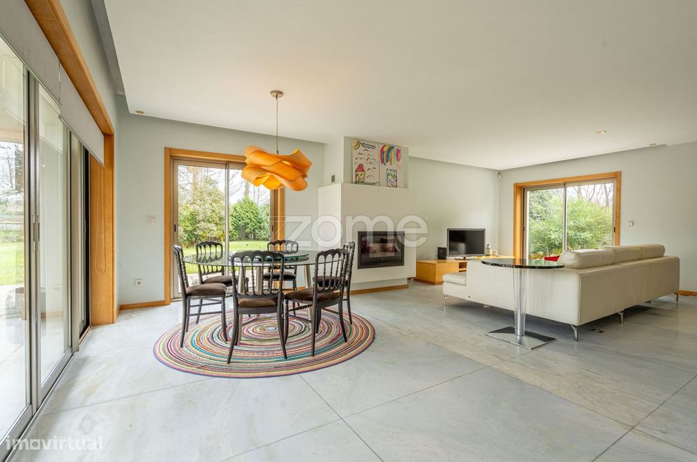 Moradia T4 mobilada para Arrendamento - Alvarães