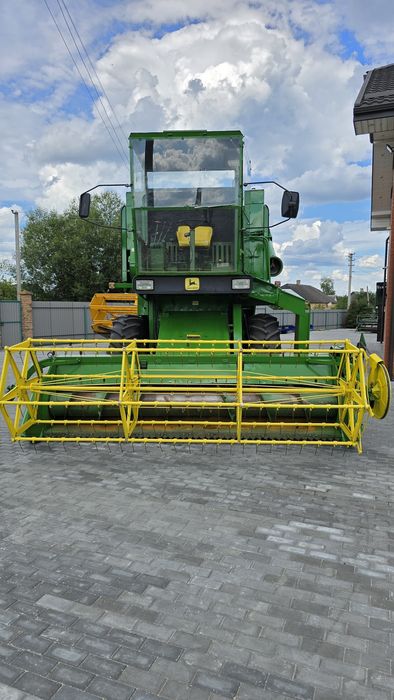 Комбайн ДжонДир952 JohnDeere952