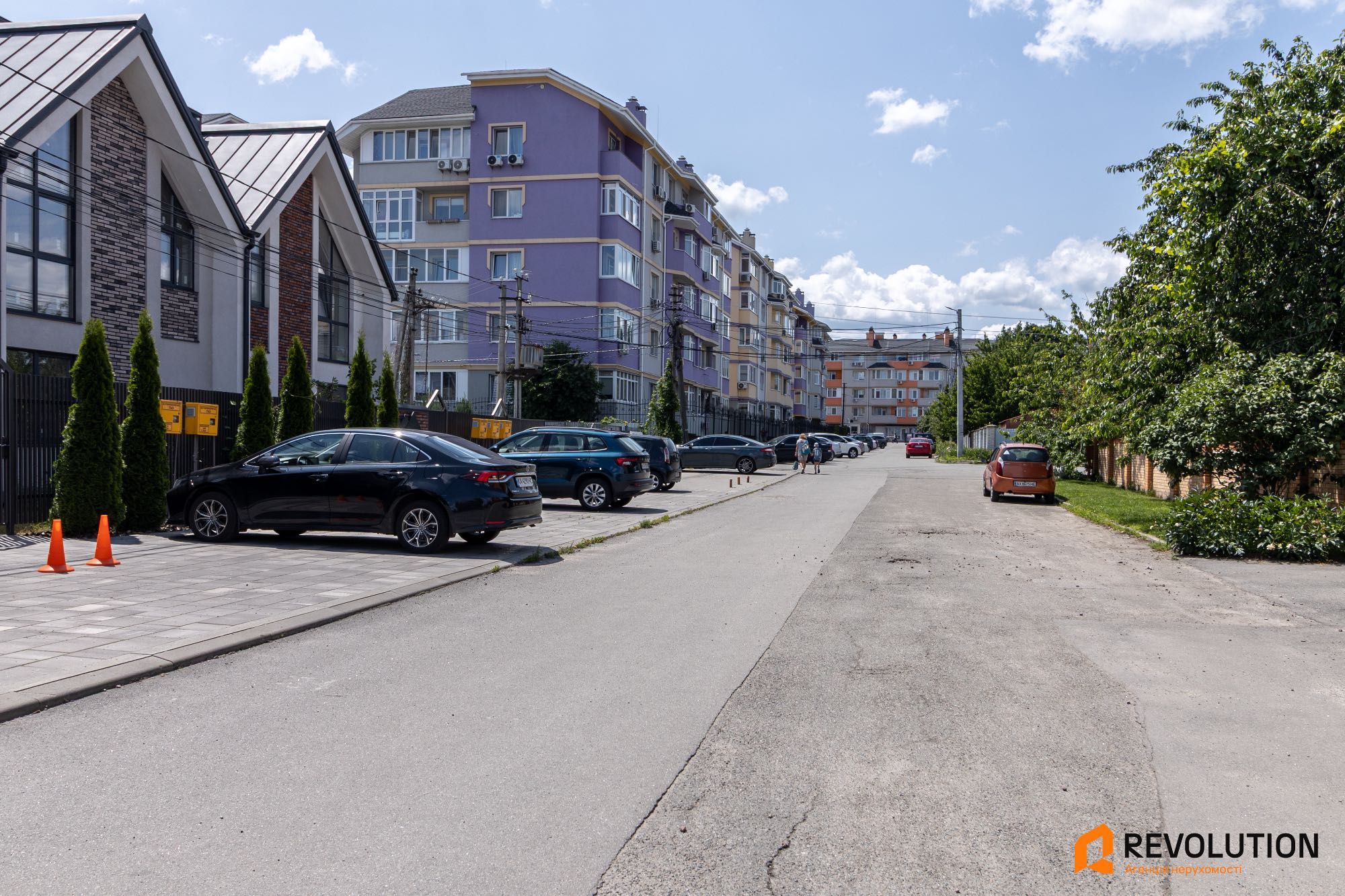 Без% Дуплекс без ремонту із закритою територією у КМ "Villa Gatne"