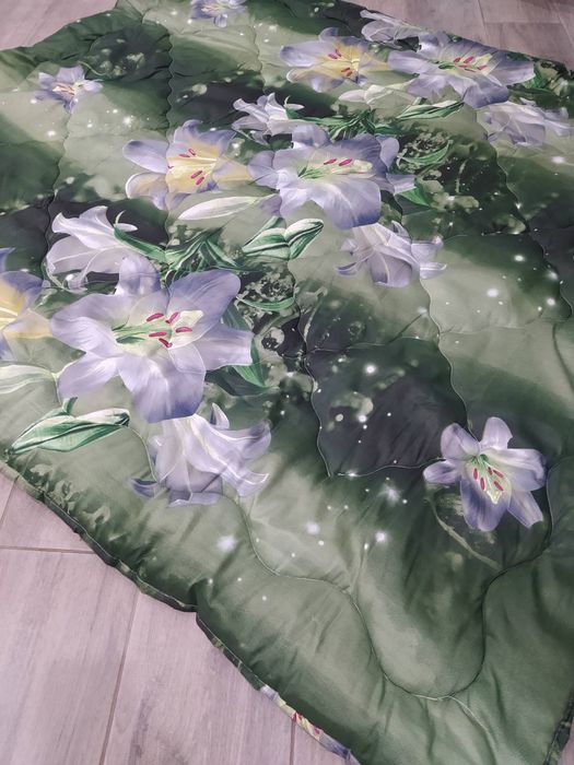 Ковдри фабричні /різні розміри/постільна білизна,подушки/