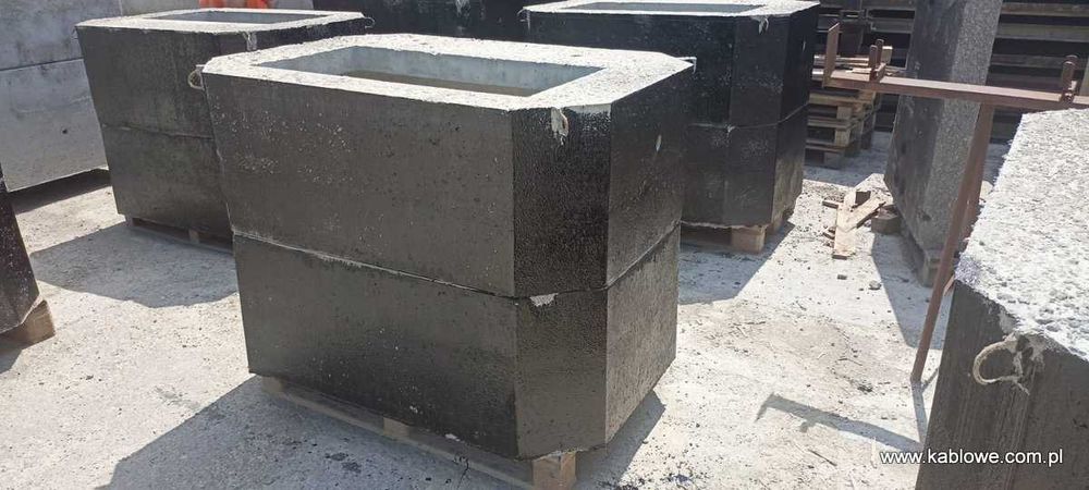 Studnie kablowe telekomunikacyjne SK1 SK2 SKR1 SKR2 ramy pokrywy