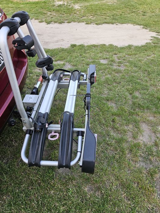 Bagaznik na dwa rowery elektryczne