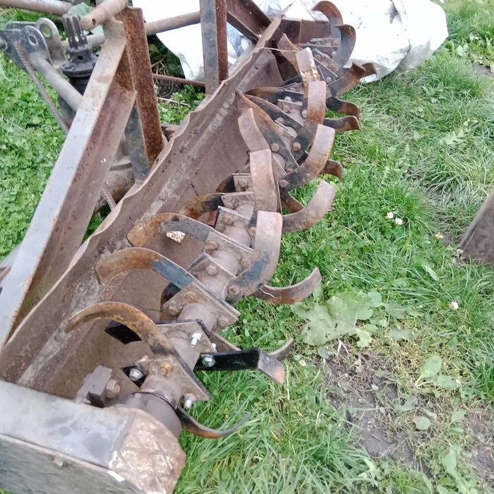 Фреза на мінітрактор