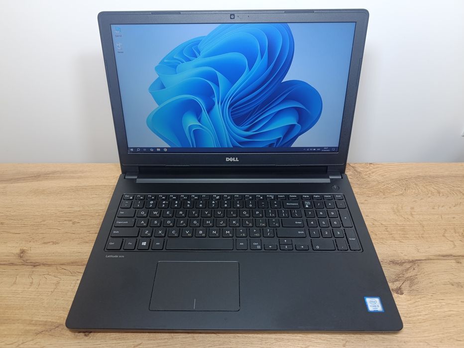 15'6 FHD Dell Latitude 3570/i5-6300U/8GB Ram/SSD 256GB/Батарея 26%знос