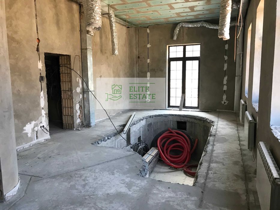 Продаж об'єкту 1152 м² під бізнес у Лісній Бучі + ділянка 60 соток