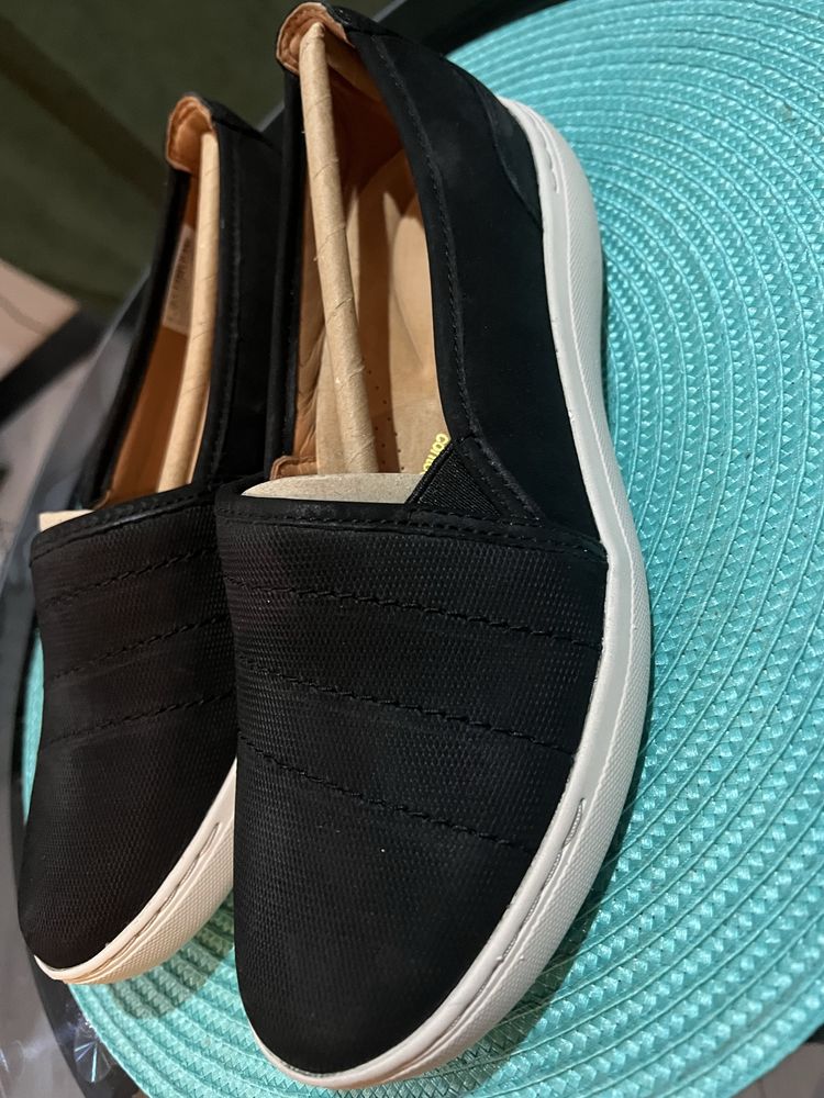 Buty Clarks Nalle Violet kolor black nubuck