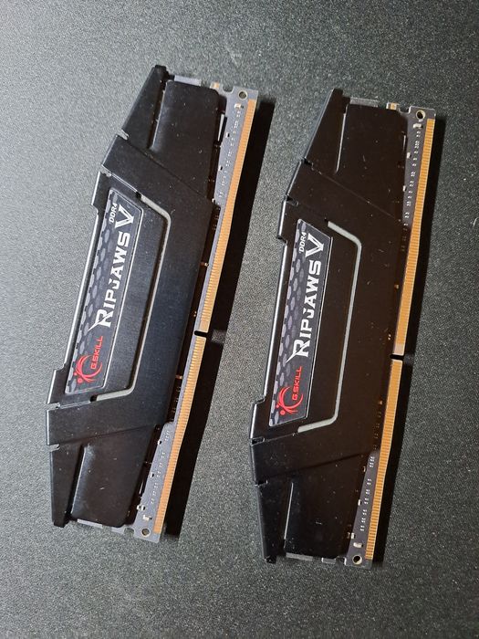 Pamięć RAM G.Skill Ripjaws V DDR4 (2 x 16GB) 32GB 3200 CL16