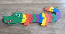 Drewniane puzzle - krokodyl - stan bardzo dobry!
