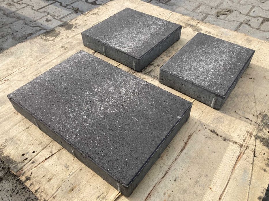 шлакоблок 29.50 гр тротуарная плитка 290 гр манипулятор 900 грн Цемент