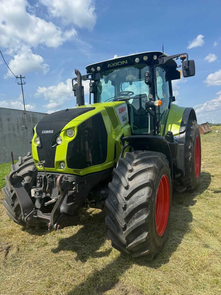 Ciągnik Claas axion 800