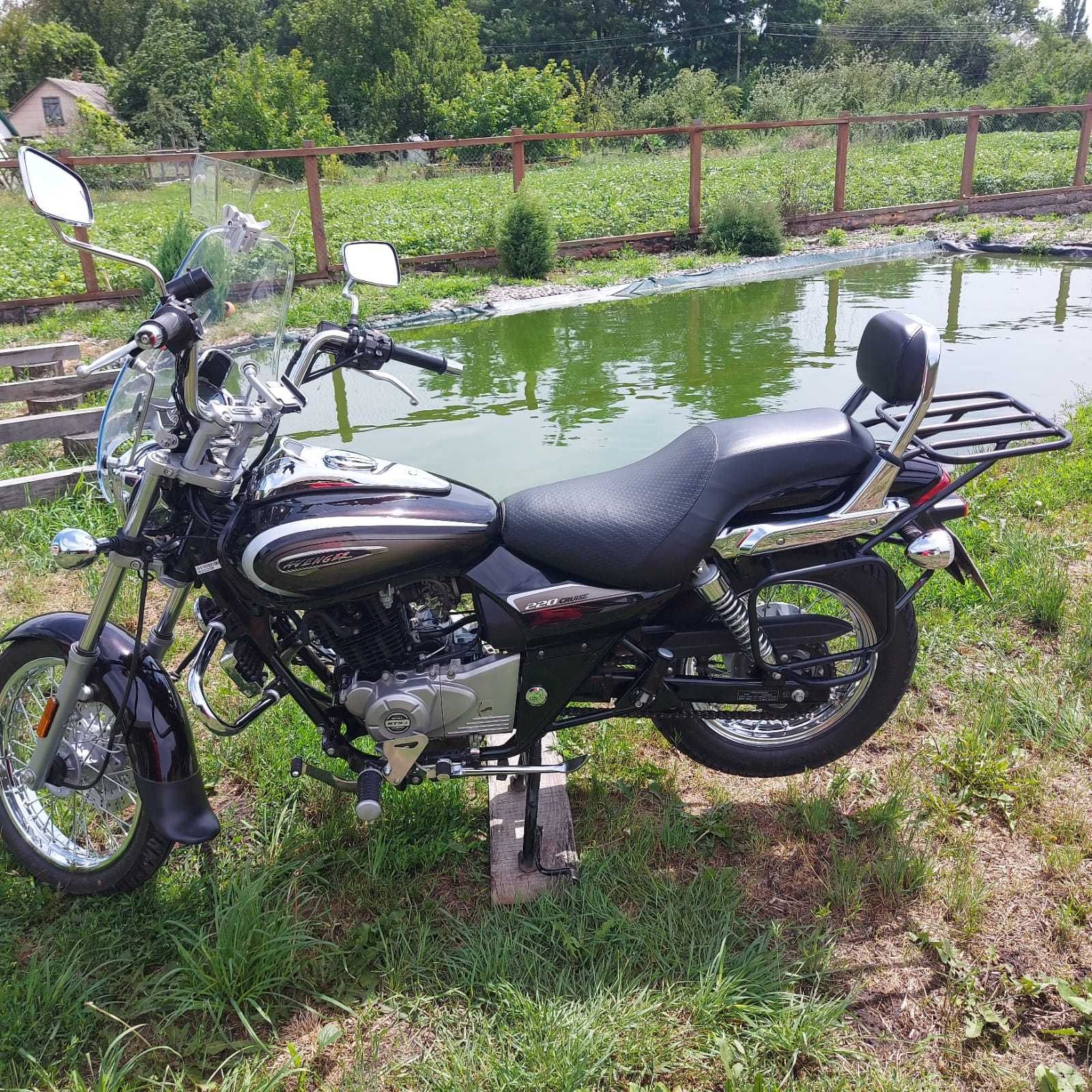 Bajaj Avenger 220