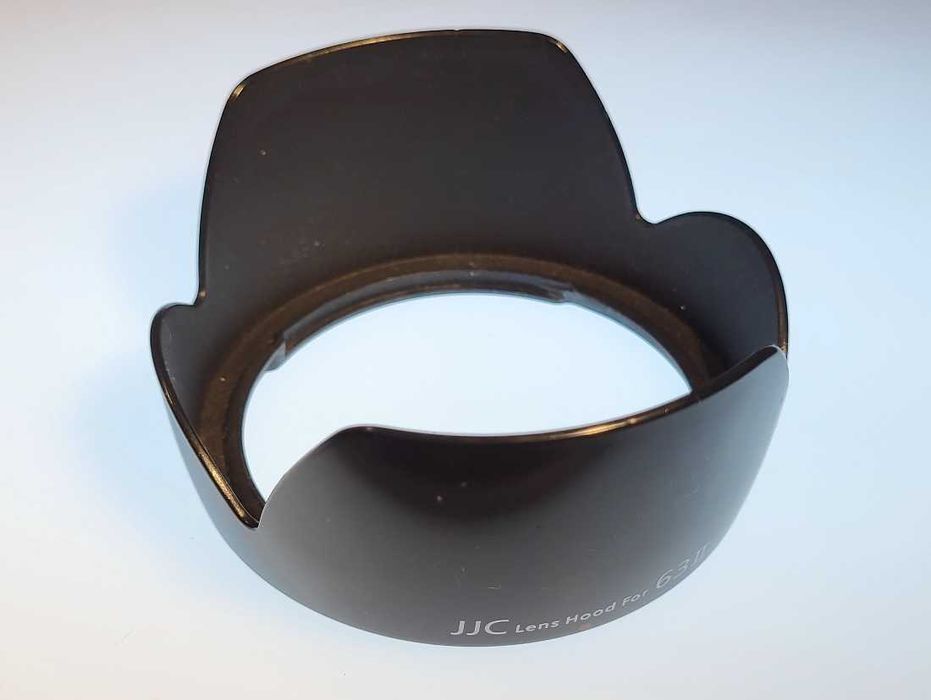 Canon EF 28mm F 1.8 USM - jak nowy, opakowanie, osłona p.słoneczna