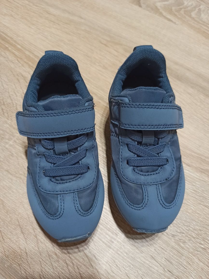 24 15,5cm H&M buty sportowe niebieskie adidasy na rzepy lekkie miękkie