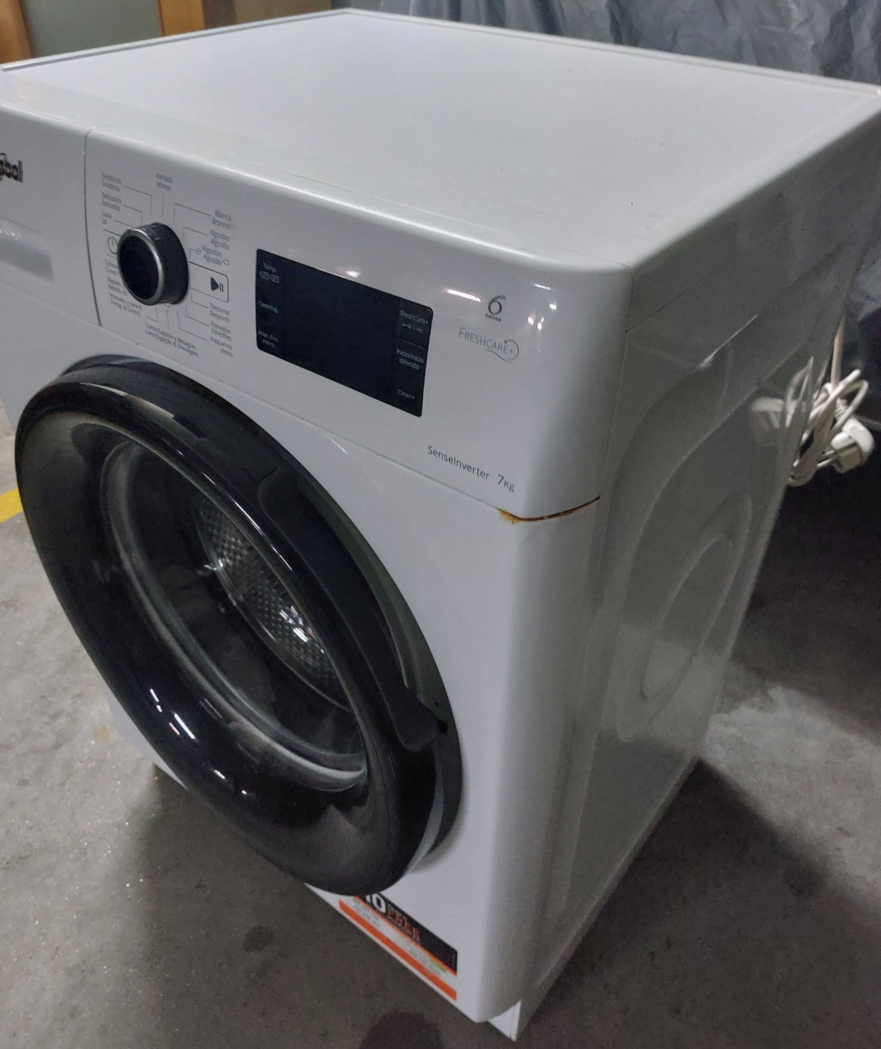 Avariada - Maq. Lavar Roupa WHIRLPOOL