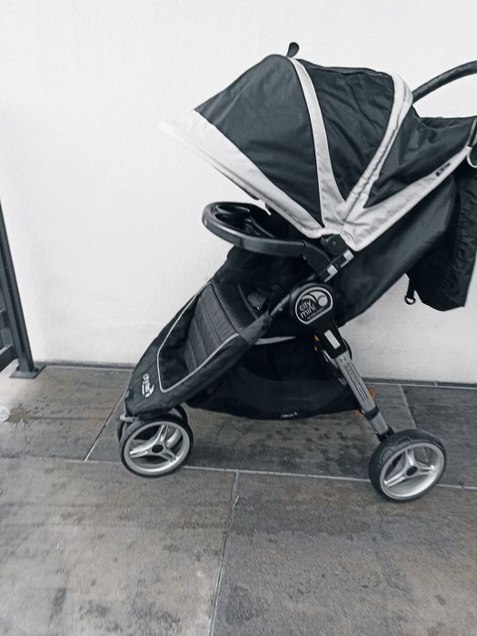 Wózek spacerowy baby jogger city mini