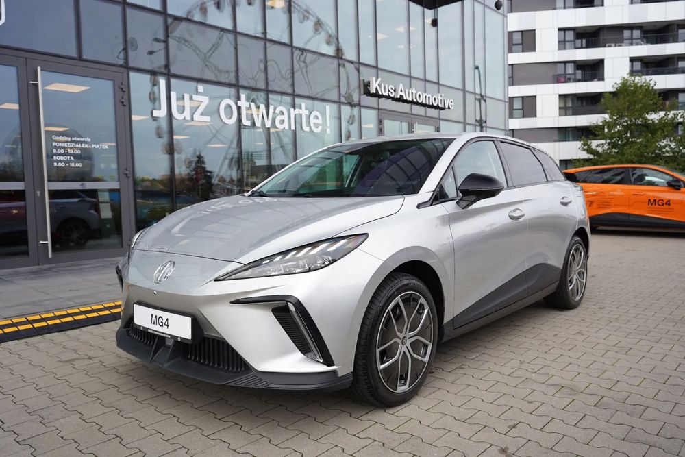MG 4 Luxury 64kWh 204KM Od Ręki!