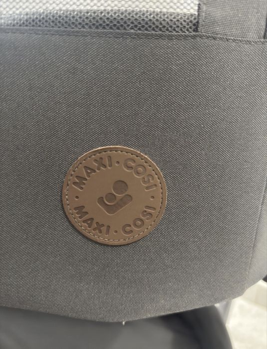 Berço Maxi-Cosi Iora — Como Novo — 3 meses de uso — 100€ (Viseu)