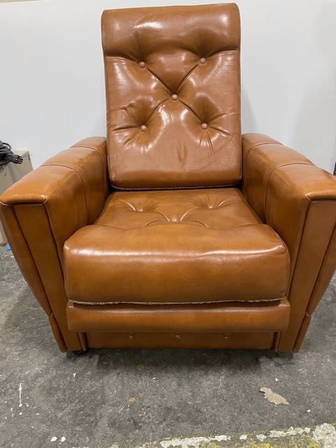 Fotel stary pikowany vintage