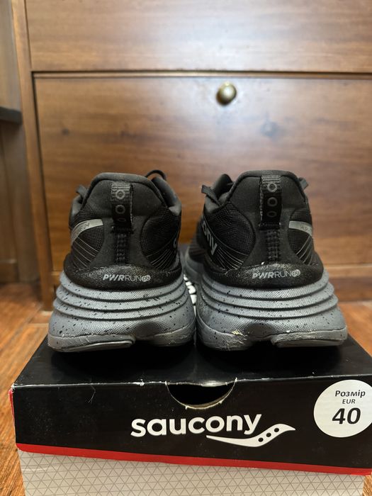Saucony Hurricane 24