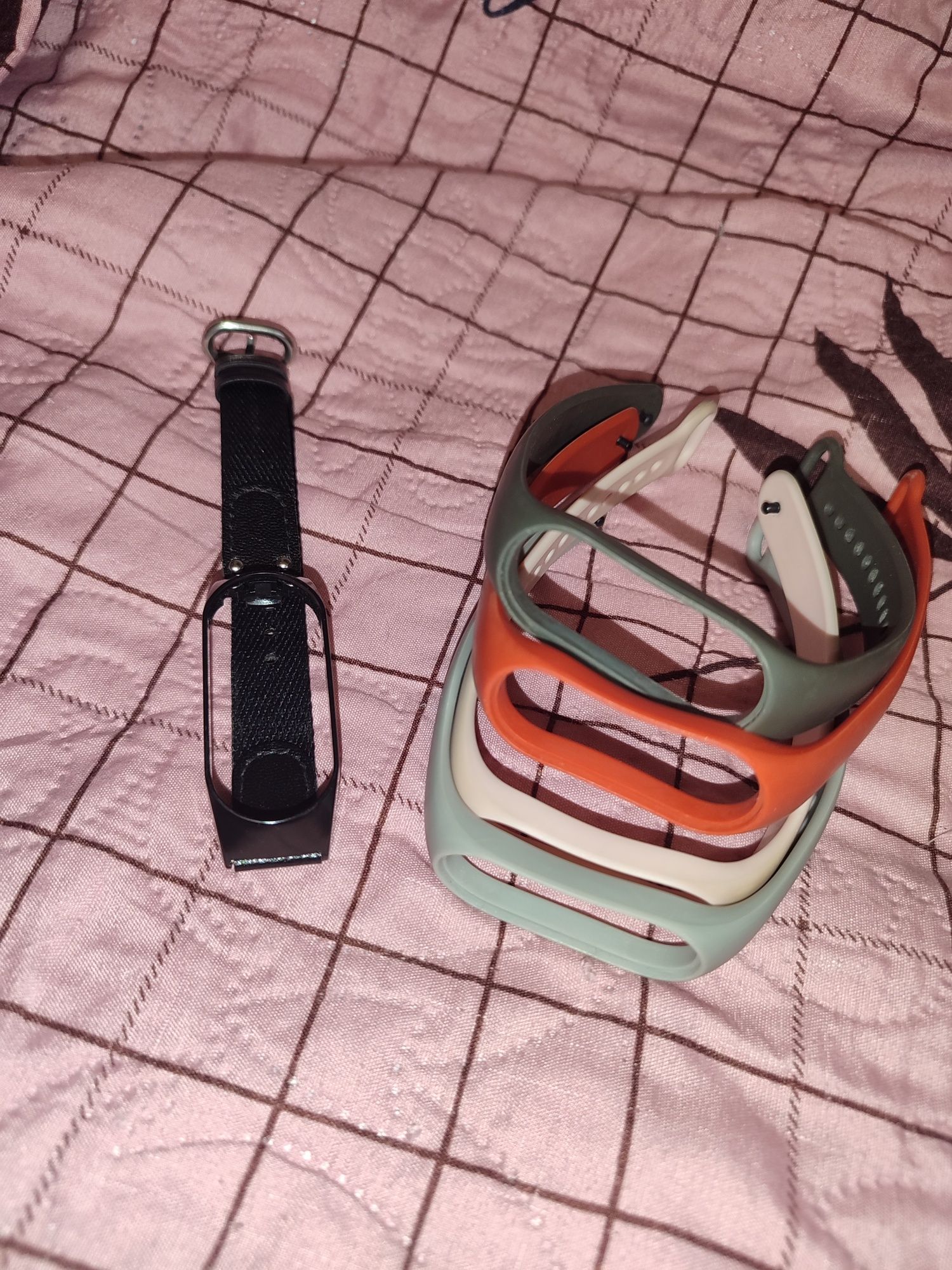 Фитнес-браслет Xiaomi Mi Smart Band 7 +5 браслетів