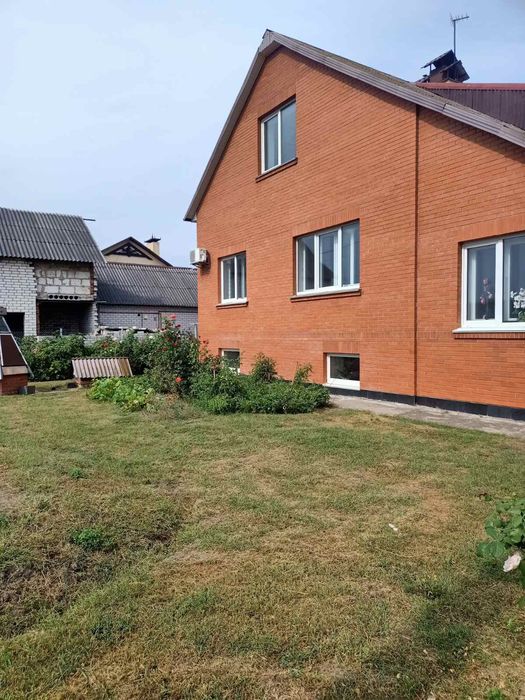 Продам окремий будинок по вул.Болгарська