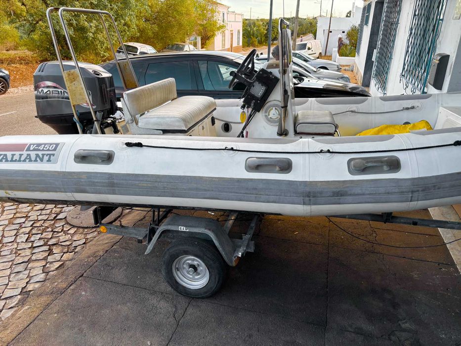 Barco semirrígido 4.5