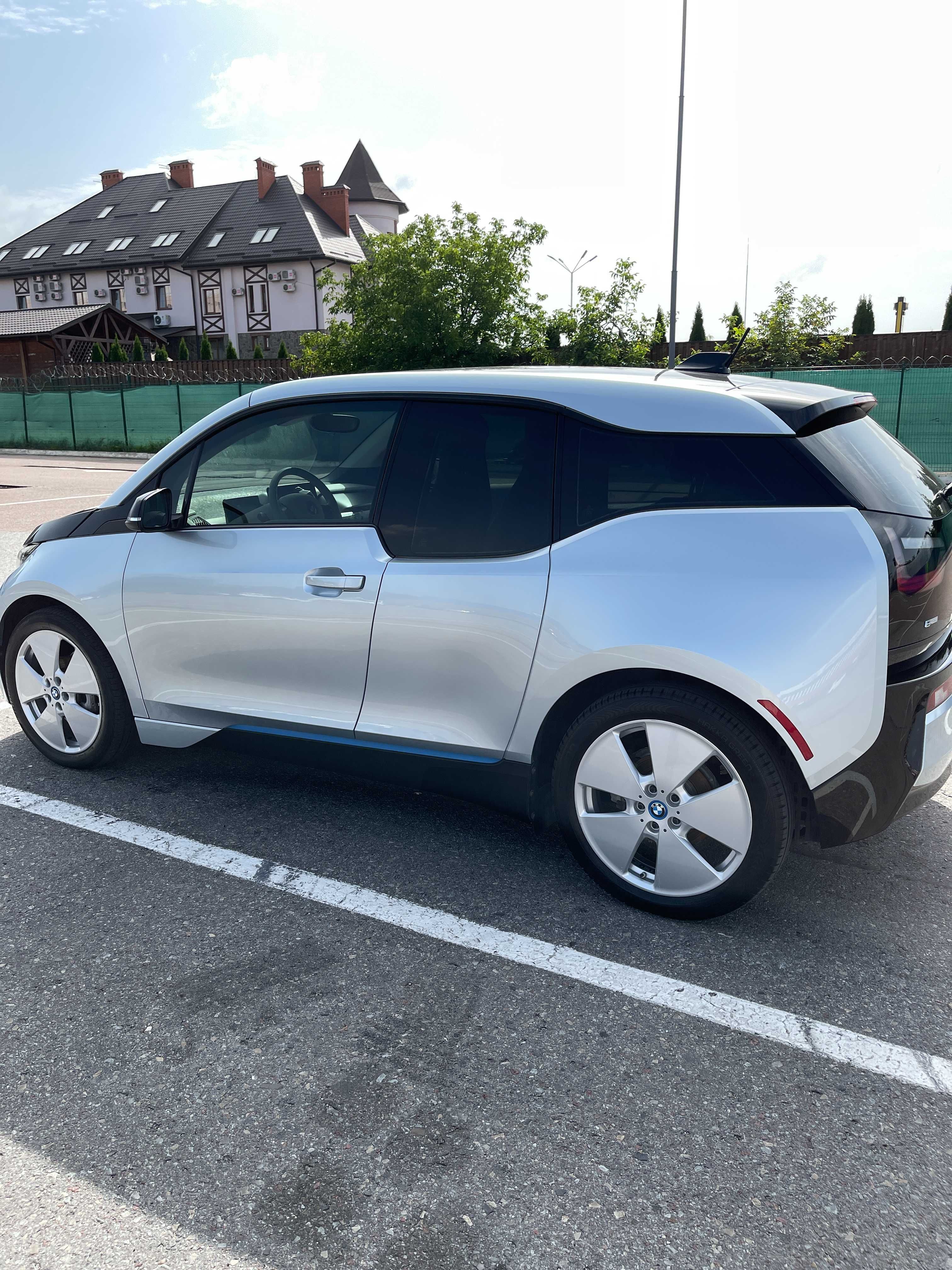 Продається авто BMW I3 2016