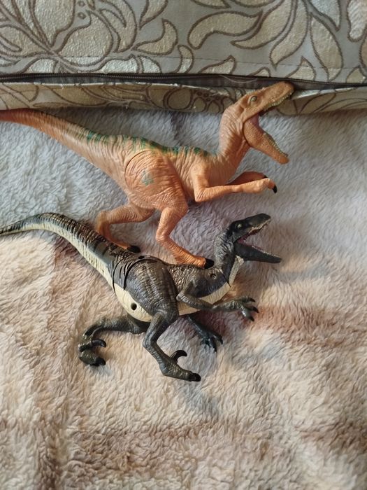 Динозавры Hasbro фигурки  игрушки