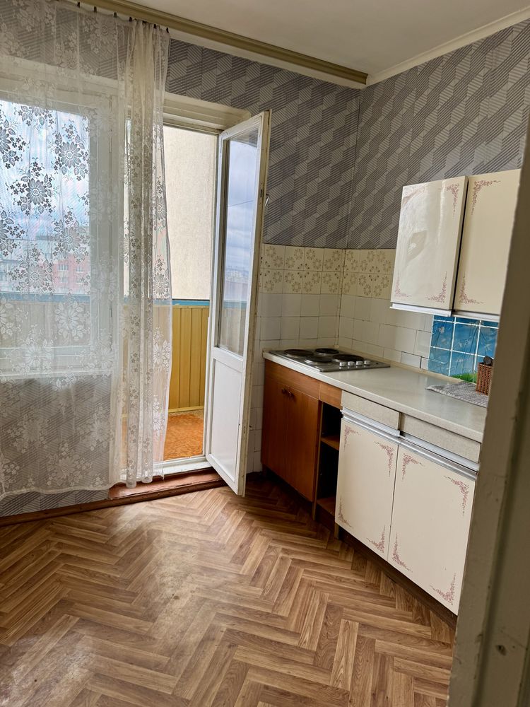 Терміново! Продаж просторої 2 кімнатної квартири 56 кв.м Троещина .