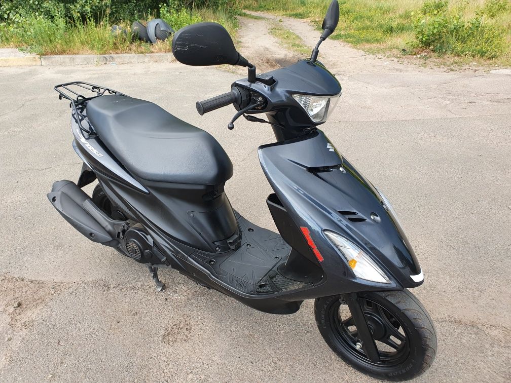 Скутер Honda Lead dio 110 с контейнера
