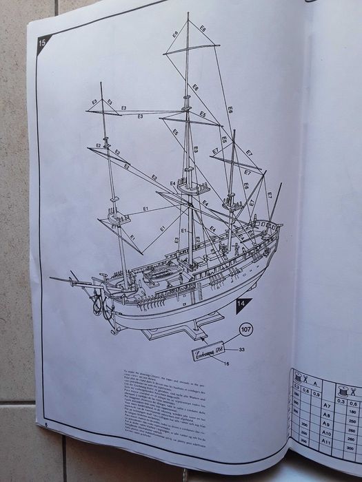 Veleiro de montar Endeavour Bark 1768 da Airfix