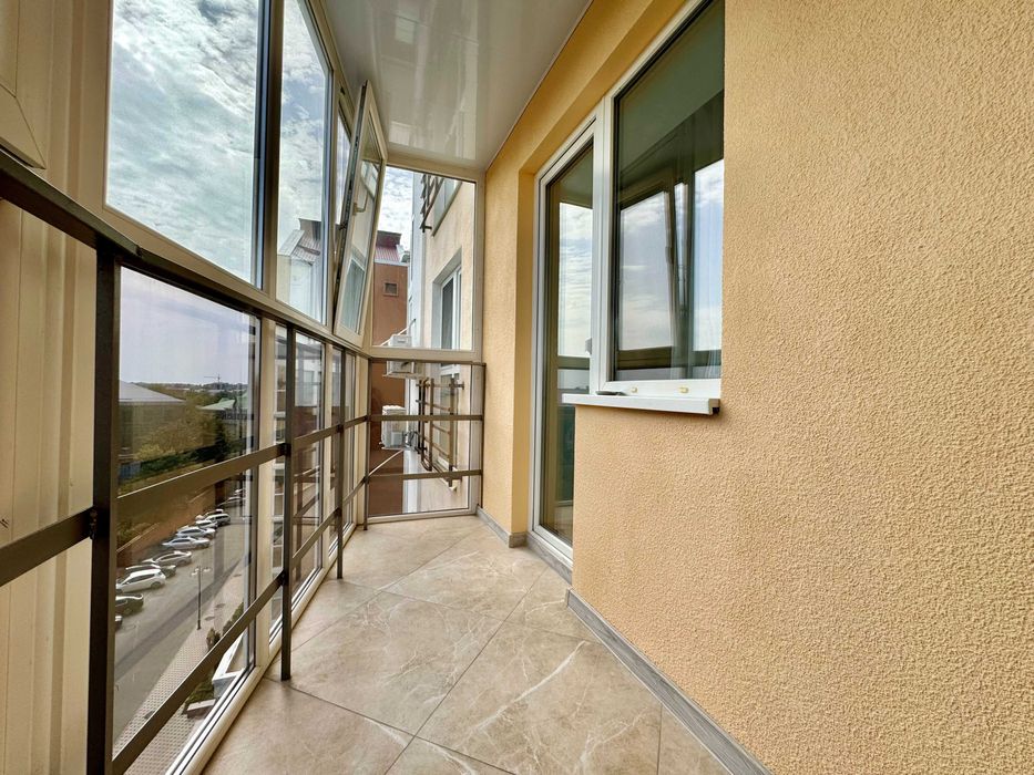 ApartPoltava ПАНОРАМА світлі НОВІ апарт. ЦЕНТР LEDдзеркало,банк.ЧЕК