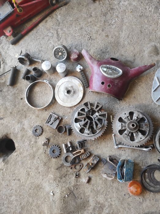 Чезету 350 поршня нові