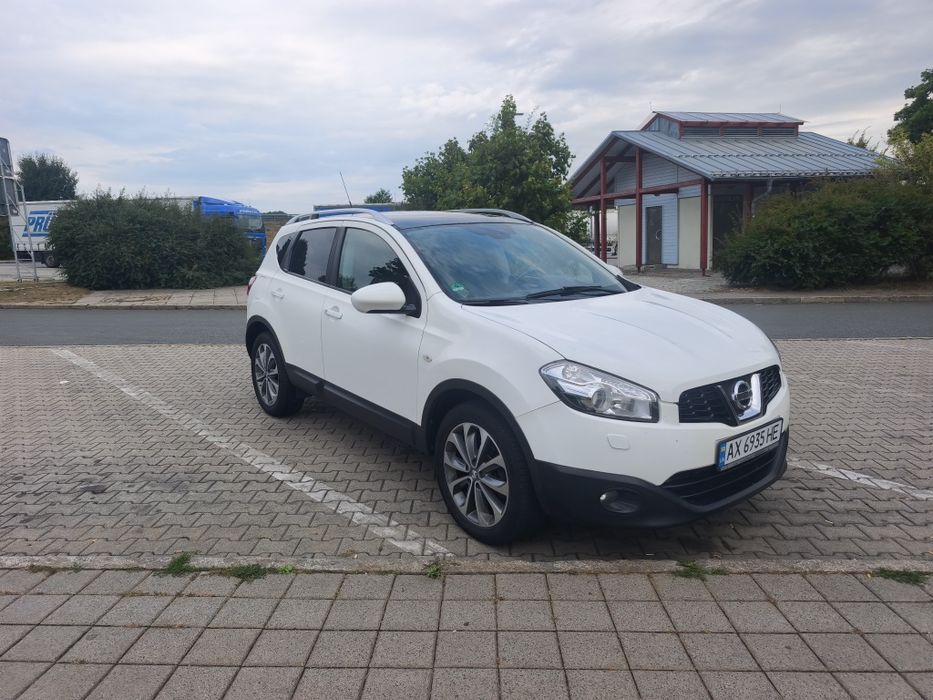 Продам Nissan Qashqai 2.0 дизель АВТОМАТ