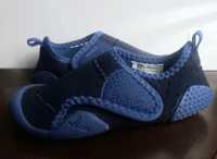 Domyos - lekkie buty z Decathlon
Riz. 25 dl. W środku 17 cm