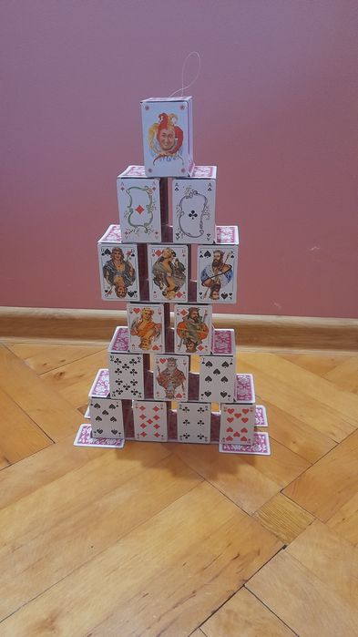 Iluzja magiczne składane karty.