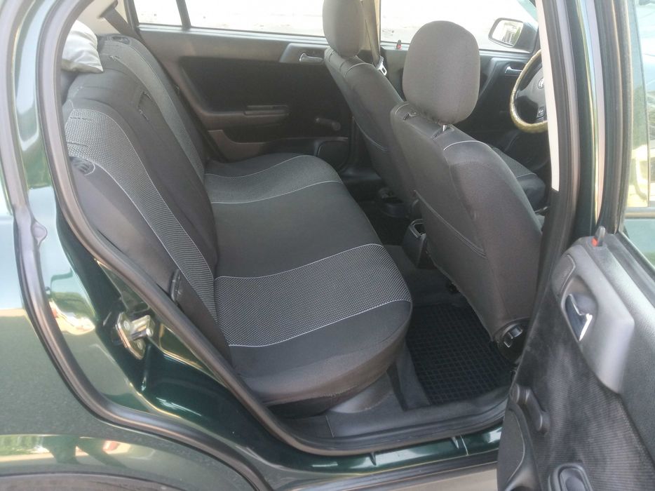 Opel Astra 2000 рік