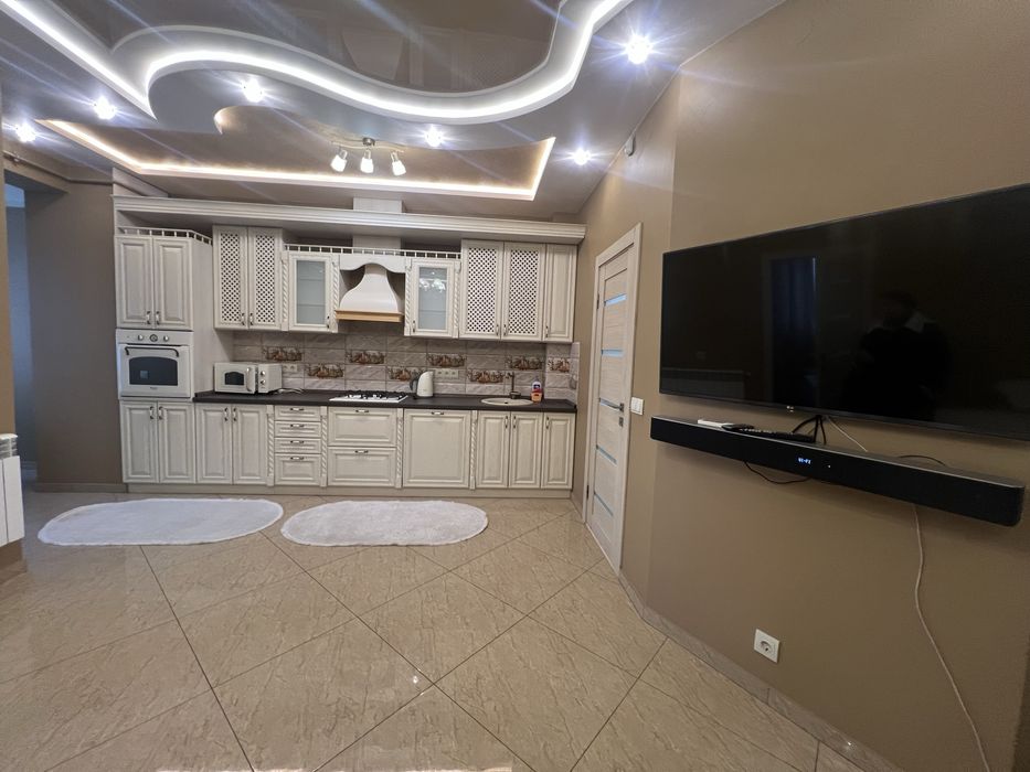 Оренда квартири поруч Центр/ Набережна