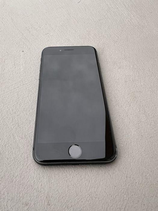 Iphone XR preto com 64 G em bom estado , caixa original