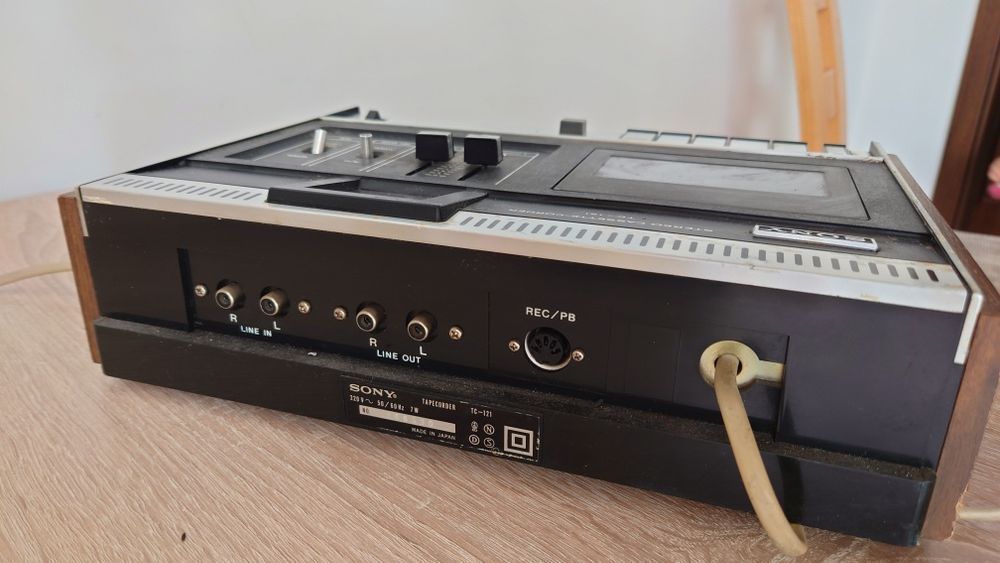 Sony TC 121 kasetowy