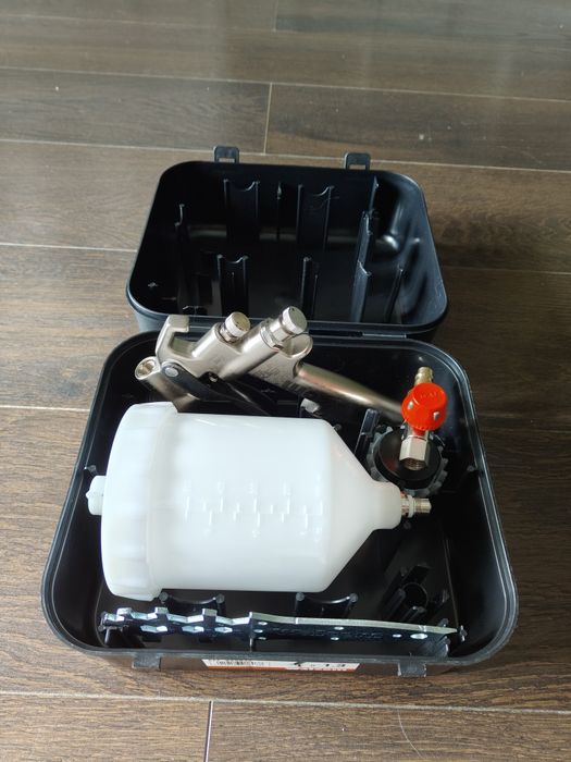 Pistolet lakierniczy walcom xlight 1.3