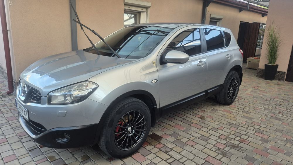 Продам Nissan Qashqai