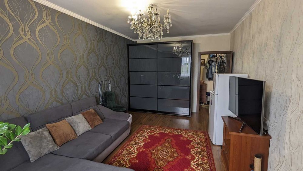 2 комнатная квартира Молодежное с хорошим ремонтом