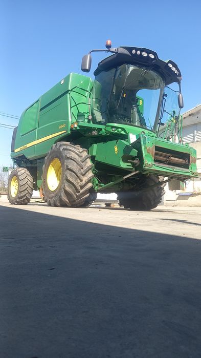 Терміново продам Комбайн John Deere w540 2012року джондір