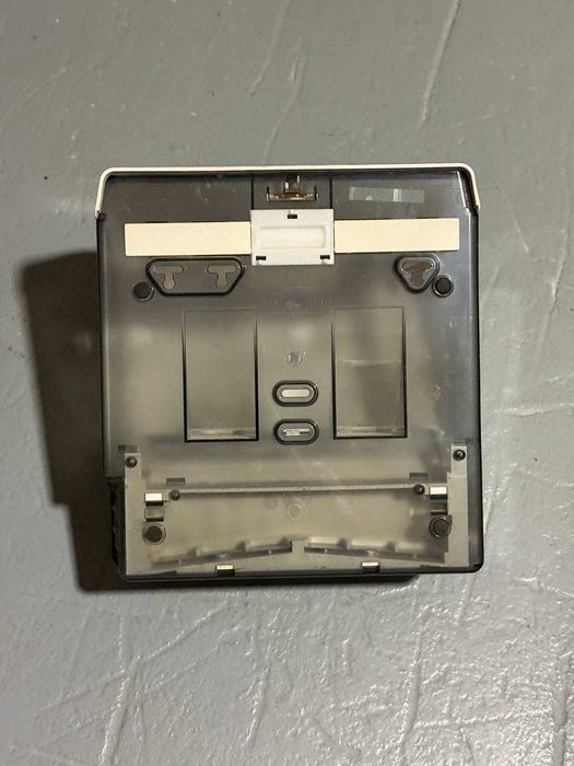 Suporte RENOVA Para Toalhas De Mão Em Rolo Auto Branco