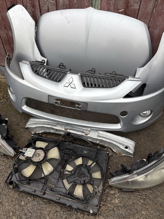Морда комплект передка Mitsubishi Grandis 2004 рік